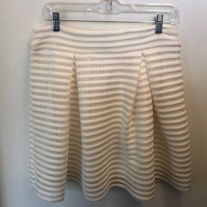 NWT White Express Skirt